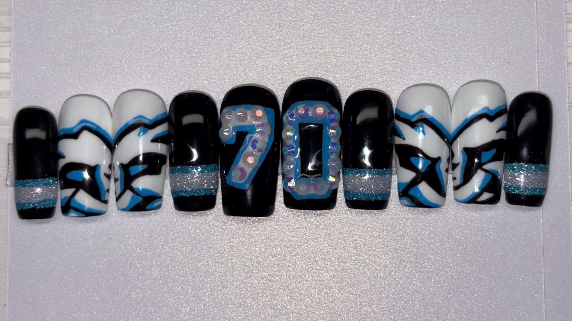 Custom Hockey-Inspired Press-On Nails