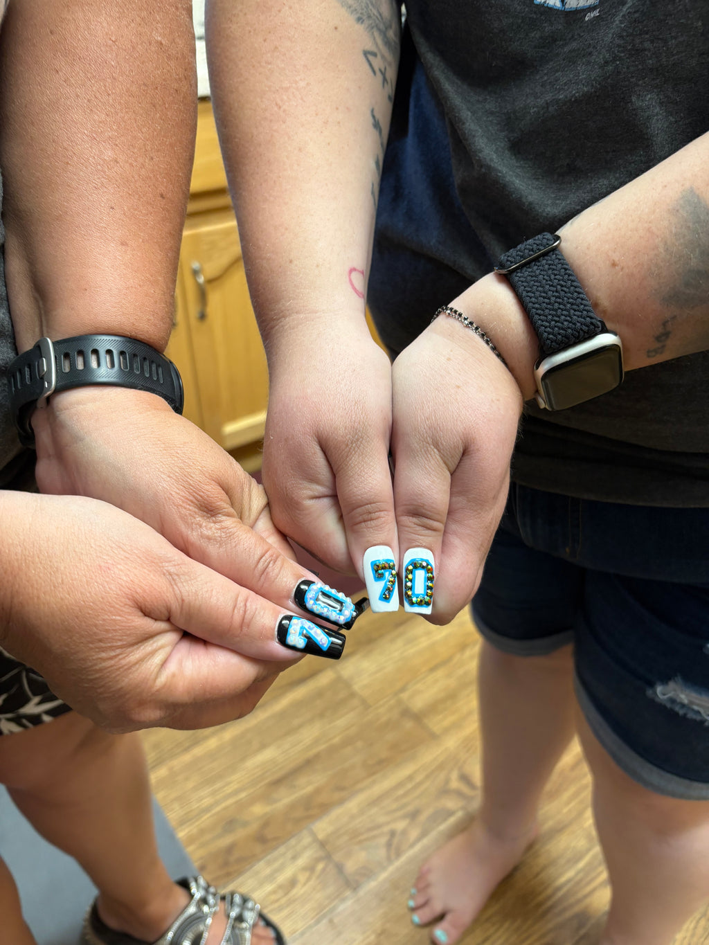 Custom Hockey-Inspired Press-On Nails